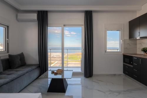 Delfini Girni Apartments