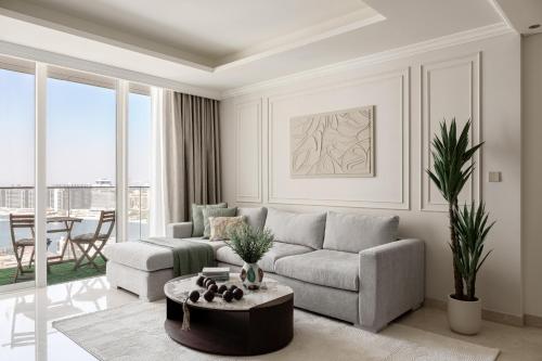 1BR with Private Beach and Palm, Atlantis Views