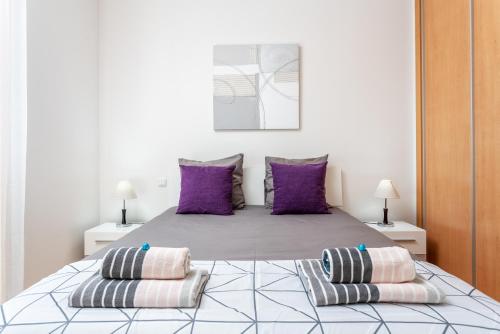 Privilege Apartment Naessens with Rooftop Pool, Village Marina - Olhão