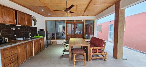 Easy guesthouse Kotu close to beach