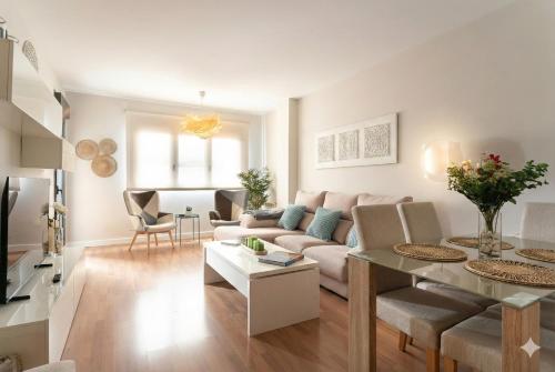 EnjoyGranada Sky Penthouse Luxury 3BR, Pool and Amazing Views