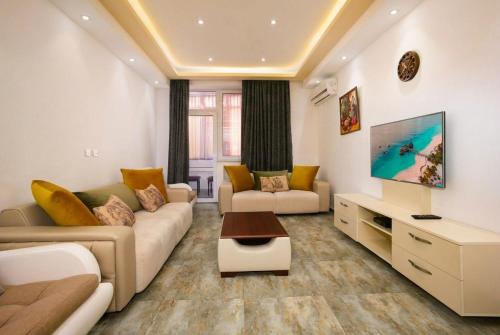 Super Central! Modern Apartments! New Building in Republic Square