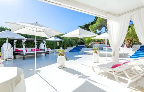 Villa pieds dans l'eau au Cap d'Antibes