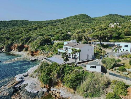 Villa With Direct Sea Access In Cap Corse