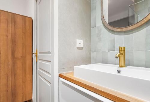 Le Cocon de Nice T2 une Chambre à coucher salon avec cuisine équiper Plage Terrasse