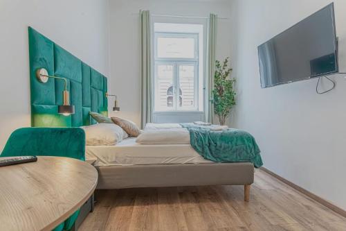 Nice 1-BR Apartment in a Central, Handy Location