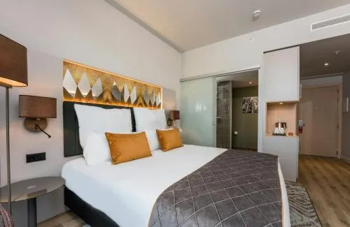 Leonardo Royal Hotel Barcelona Fira photo 4