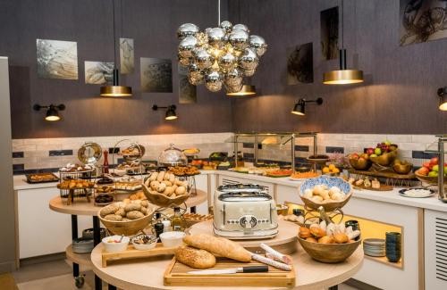 Leonardo Royal Hotel Barcelona Fira photo 29
