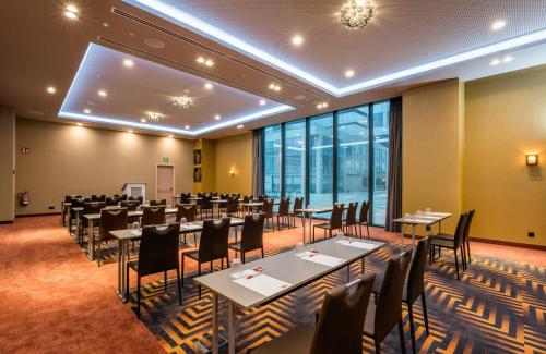 Leonardo Royal Hotel Barcelona Fira photo 50
