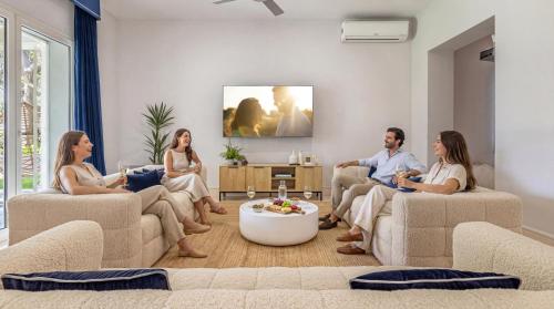 VACATION MARBELLA I Guadalmina Golf Front Villa, Private Pool, Cinema Room, TOP location, Close to the Beach and Puerto Banus