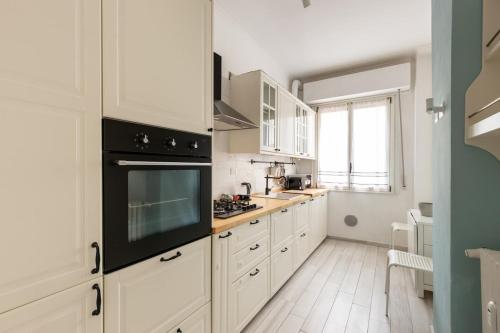 BDC - Milano Central Studio with parking!