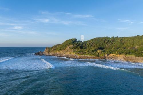 Bonjour Sauvage Saint Jean de Luz