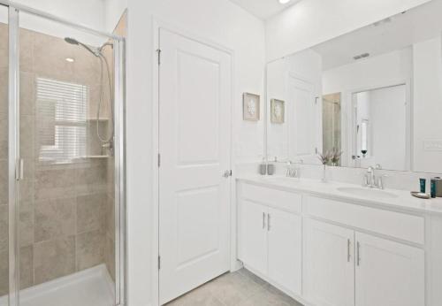 Lovely apartments 18 Minutes away from Disney! photo 68