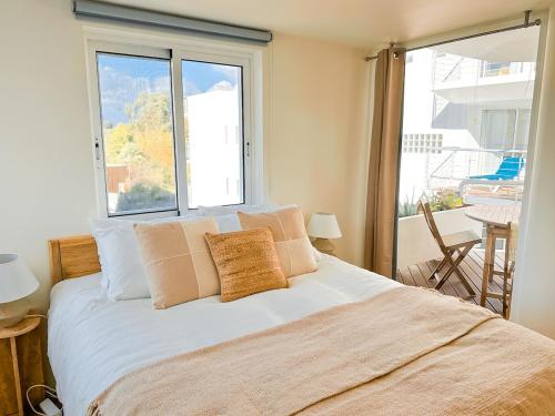 Golden Club Cabanas- Resort house with view, pools and private beach photo 2