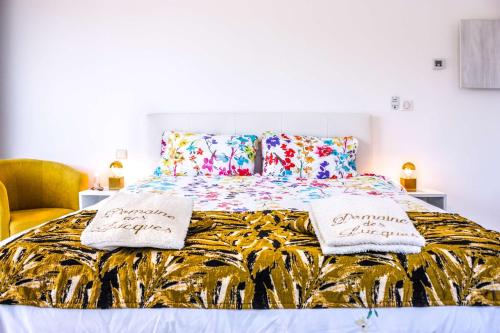 Domaine Des Lucques B&B with Private Infinity Pool & Grand Olive Grove