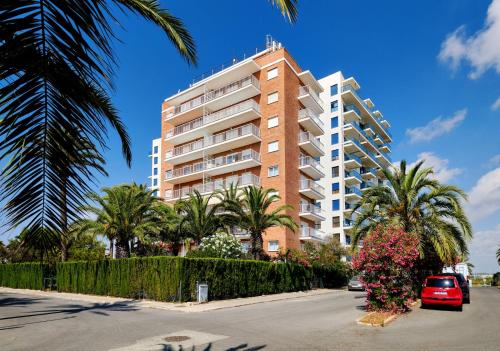 Foques Sea & Garden Views