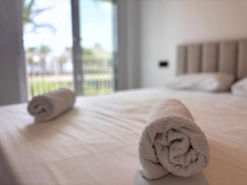 Foques Sea & Garden Views