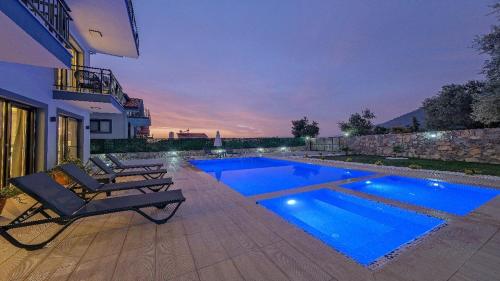 Fethiye Ölüdeniz de Özel Havuzlu Müstakil villa