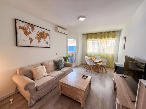 Avenida Principal muy cerca de la playa - By Aloha Palma