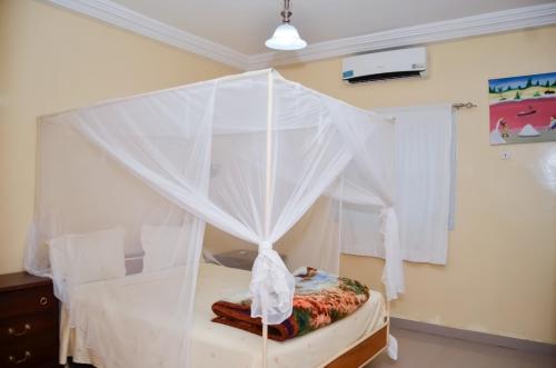 HOTEL TOOLBI LAC ROSe