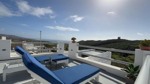 Asmeri Residence with Jacuzzi in Santorini