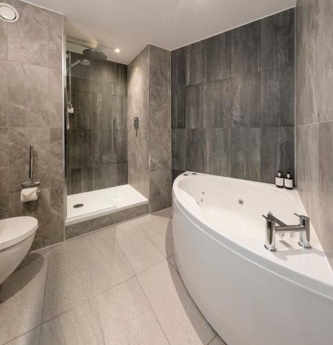 voco Edinburgh - Haymarket by IHG photo 76
