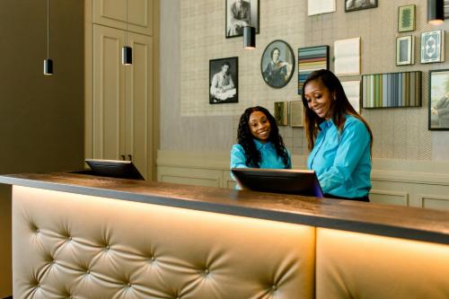 Motel One Manchester-St. Peter's Square photo 14