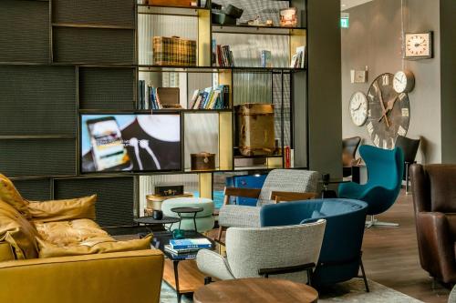 Motel One Berlin-Hauptbahnhof photo 29