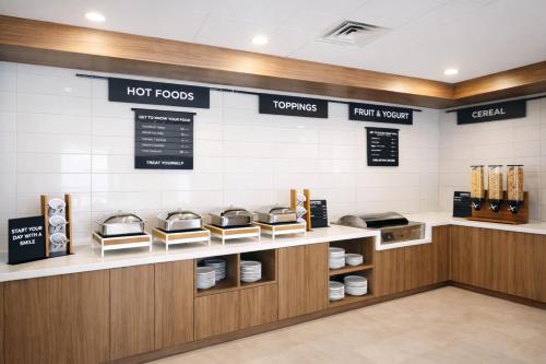 Gallery image of Holiday Inn & Suites Mississauga West - Meadowvale by IHG in Mississauga