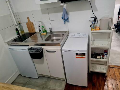 apartment in the heart of Paris, near to Bastille