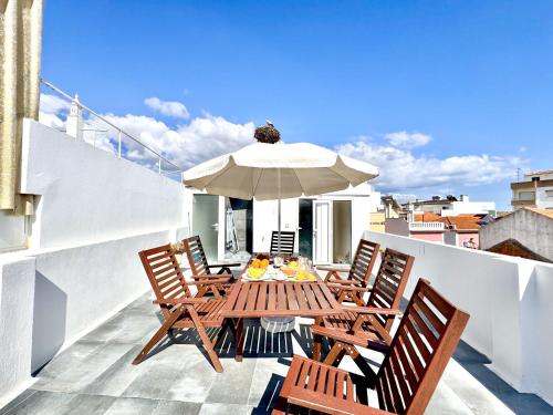 Laila Summer Escape by GT House