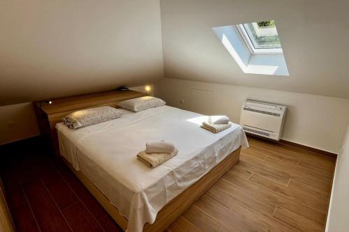 Apartments with parking space Split - 25153