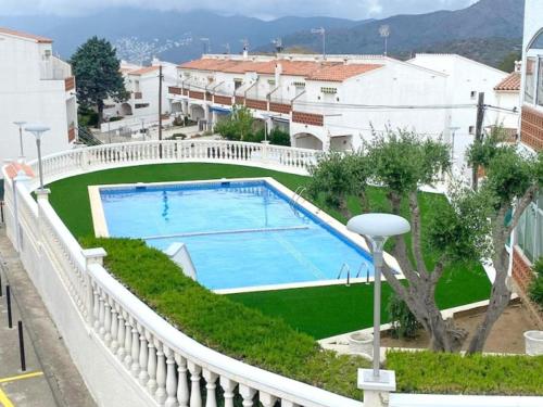 Casa de vacaciones con piscina y aire acondicionado en Roses - HISP-312-70