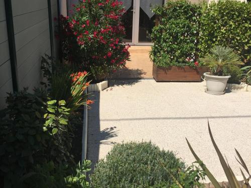 Studio avec Terrasse, Proche Plage et Parking - Batz-sur-Mer - FR-1-843-46