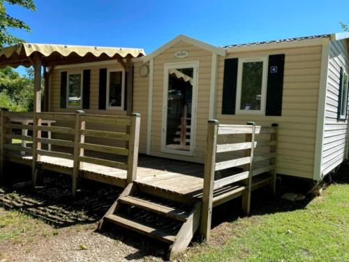 Mobil-home 6 pers avec terrasse au camping Arquebuse - API-1-52-1364