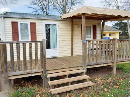 Mobil home confortable avec terrasse pour 4 personnes - API-1-52-1362