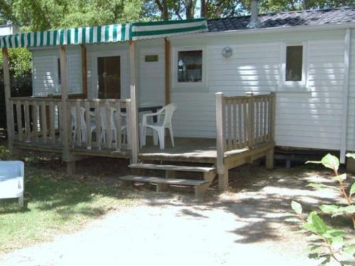 Mobil-home avec terrasse à Cavaillon pour 6 personnes - API-1-52-1387
