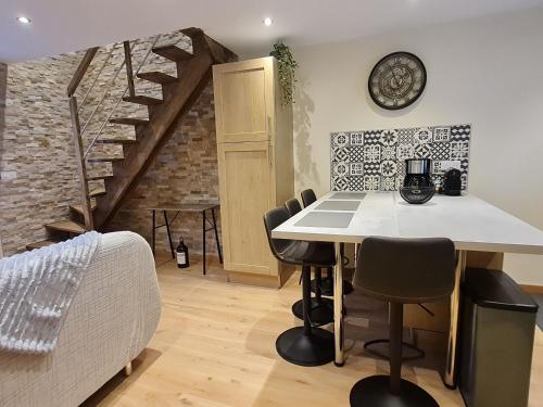Appartement cosy à Briey avec climatisation et parking optionnel - FR-1-584-390
