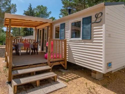 Mobil-Home avec Terrasse pour 4 pers. - API-1-52-1645