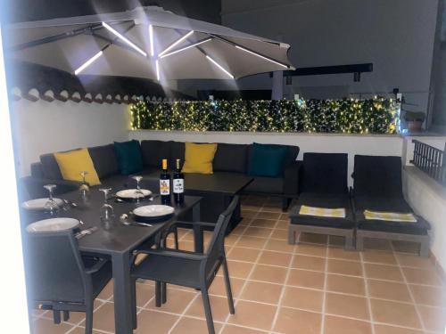 Apt - Sleeps 4 - Pool - Gold Resort Close