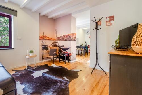 Cozy Loft w Poll Near Porto Cellars