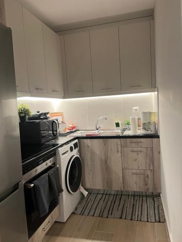 Athens Hotspot Residence