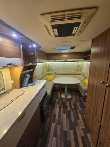 Caravane en hébergement fixe