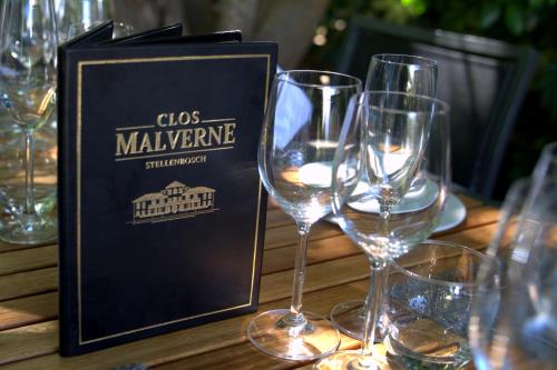 Напитки в Clos Malverne Wine Estate