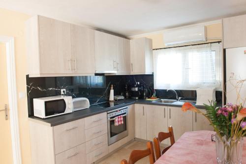 OLIVES Estate APARTMENTS