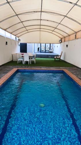 شاليةسرايا البحر4 غرف نوم مسبح خاص وبحر