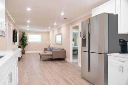 Gallery image of 3 Bedroom 2 Bath house on The Water in Tampa