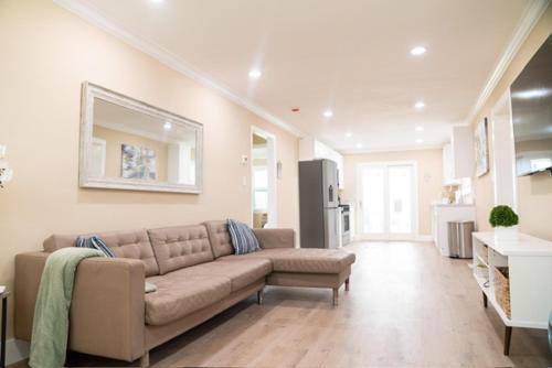 Gallery image of 3 Bedroom 2 Bath house on The Water in Tampa