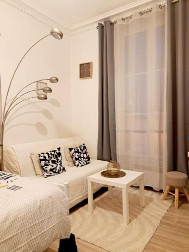 Charmant Nice apartment in central Paris location !