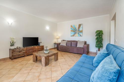 Apartment in Vitor's Plaza By QoZzy